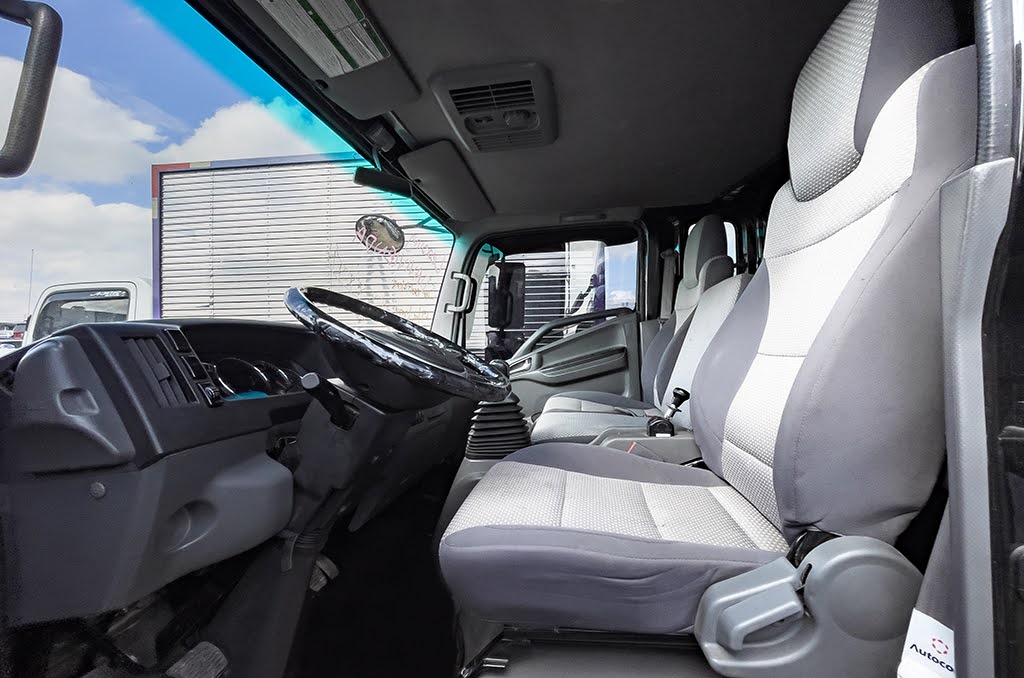 Imagen extraída de https://davivienda-bienes-cms.s3.us-east-1.amazonaws.com/6_Interior_Carro_59_44fd4e3bb8.jpg