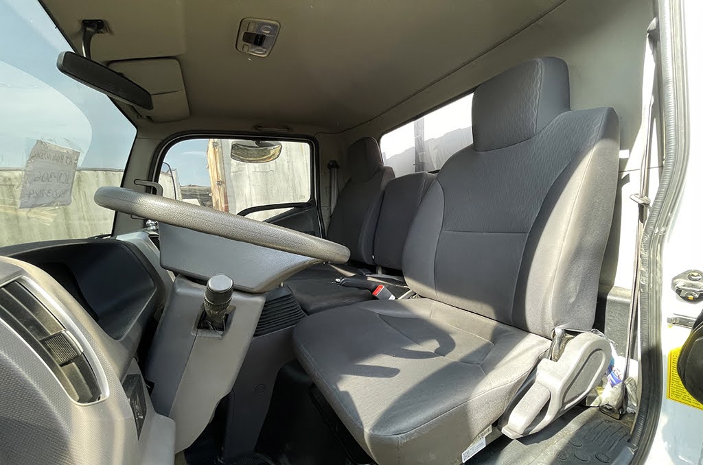 Imagen extraída de https://davivienda-bienes-cms.s3.us-east-1.amazonaws.com/7_Interior_Carro_2025_02_05_T144547_665_a5e5fb010c.jpg