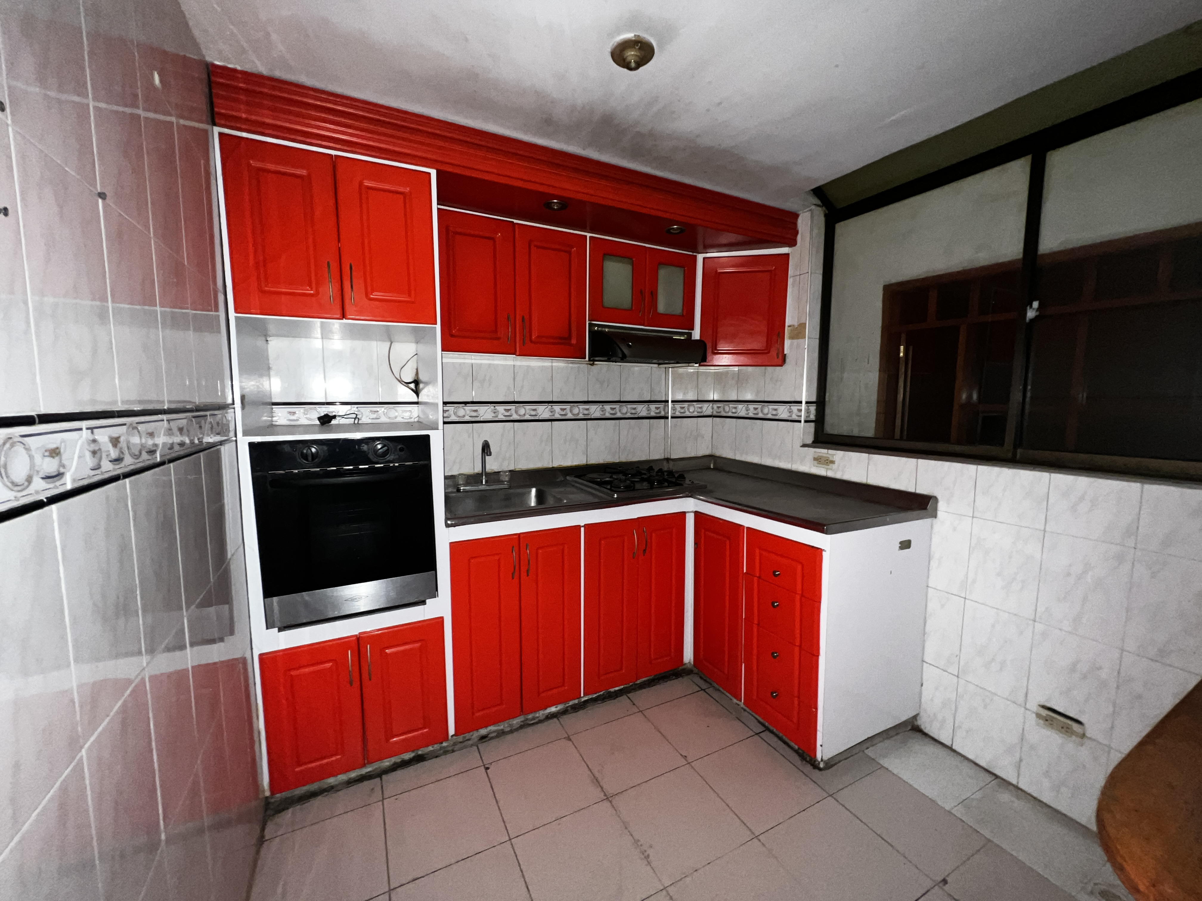 Imagen extraída de https://davivienda-bienes-cms.s3.us-east-1.amazonaws.com/COCINA_1_6d59317f55.JPG